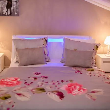 דירה Hana ראב