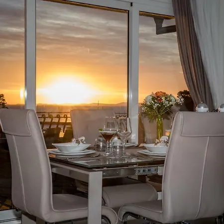 דירה Hana ראב