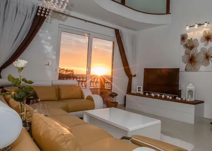 Hana Apartamento Rab Town